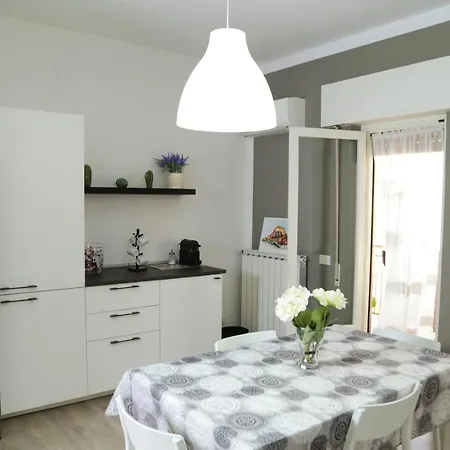Via M. La Barbera Apartment