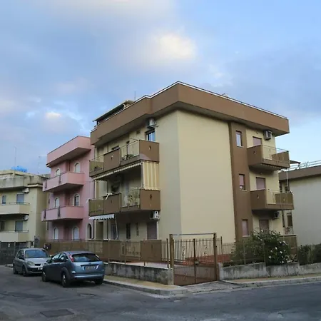 Via M. La Barbera *