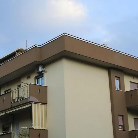 Via M. La Barbera Apartment *