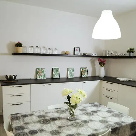 Apartment Via M. La Barbera *